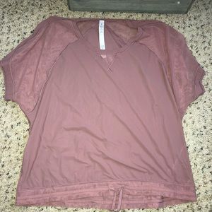 Lululemon top